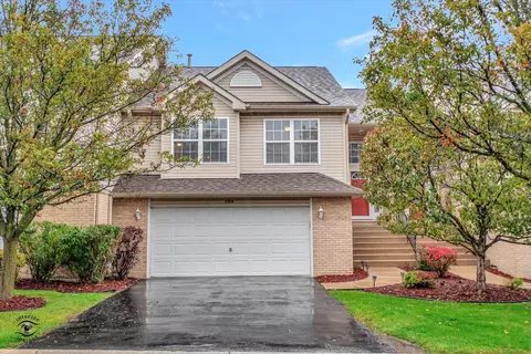 6814 Oak View Ct, Oak Forest, IL 60452
