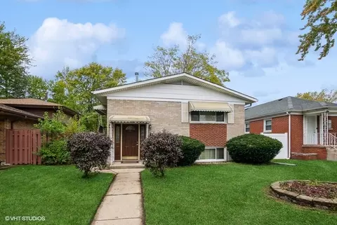 14006 S Marquette Ave, Burnham, IL 60633