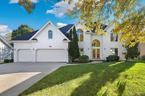 1216 Thackery Ct, Naperville, IL 60564