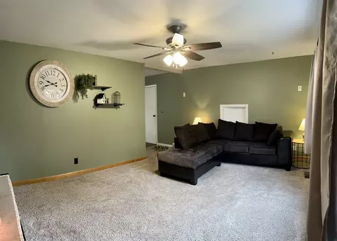 1502 E 19th St, Sterling, IL 61081 photo 3