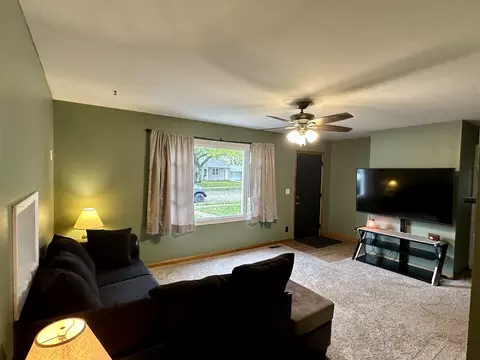 1502 E 19th St, Sterling, IL 61081 photo 5