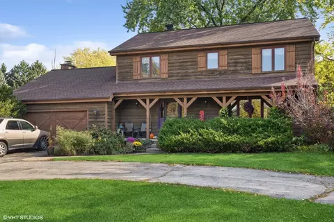 4170 Oak Ridge Rd, Crystal Lake, IL 60012