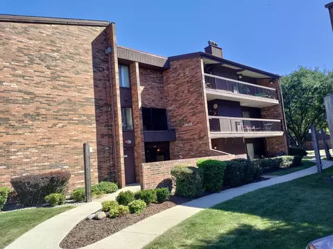 14529 Walden Ct #PH3, Oak Forest, IL 60452