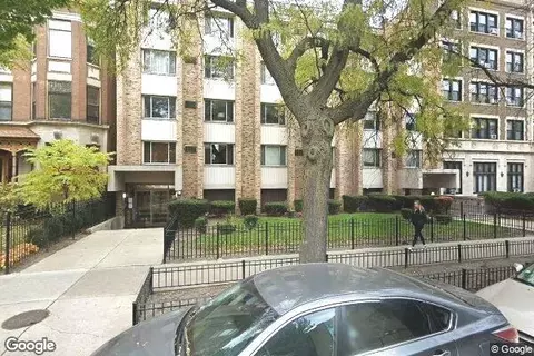 510 W Fullerton Pkwy #303, Chicago, IL 60614