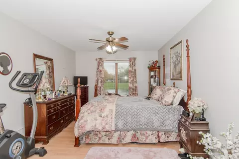 2703 Eagle Dr, Joliet, IL 60436 photo 9