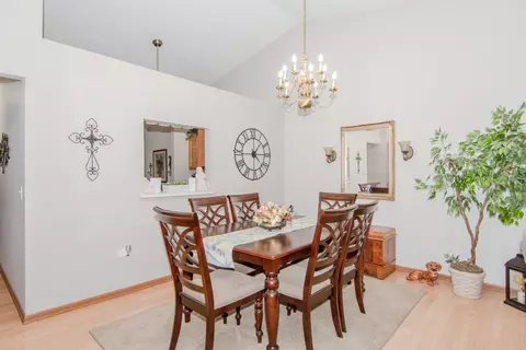 2703 Eagle Dr, Joliet, IL 60436 photo 5