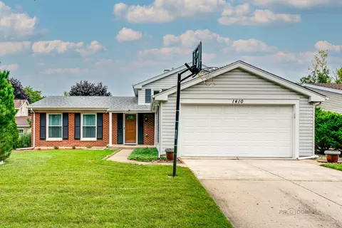 1410 Mill Creek Dr, Buffalo Grove, IL 60089