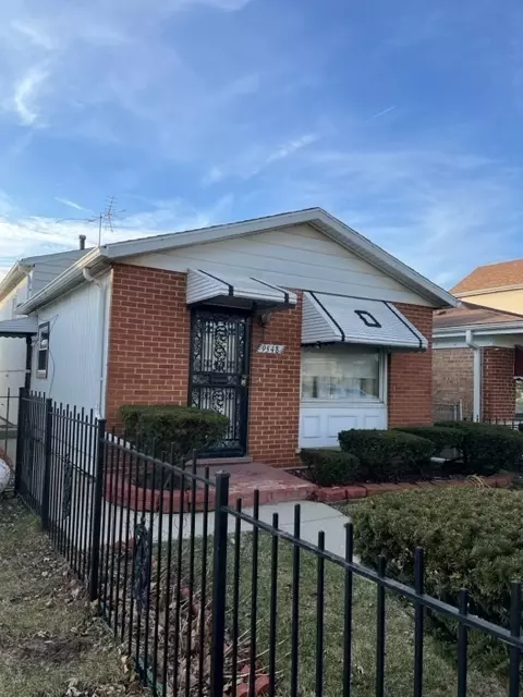 9548 S Princeton Ave, Chicago, IL 60628