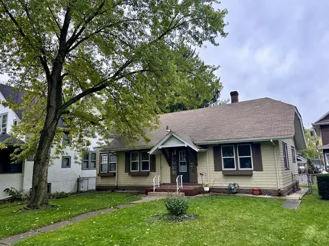 417 S Myrtle Ave, Kankakee, IL 60901