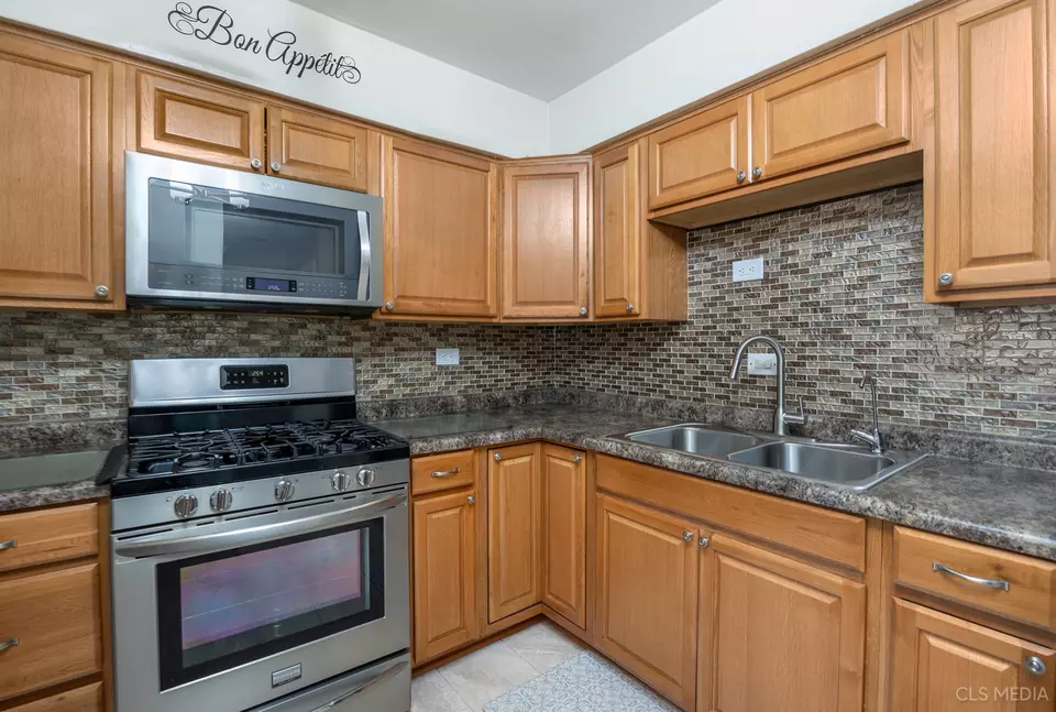  20 N Albert St, Mount Prospect, IL 60056 photo 6