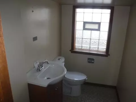 14760 Shepard Dr, Dolton, IL 60419 photo 8