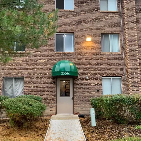 2556 Waterbury Dr #1903, Woodridge, IL 60517