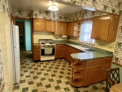 2700 N Mango Ave, Chicago, IL 60639 photo 10