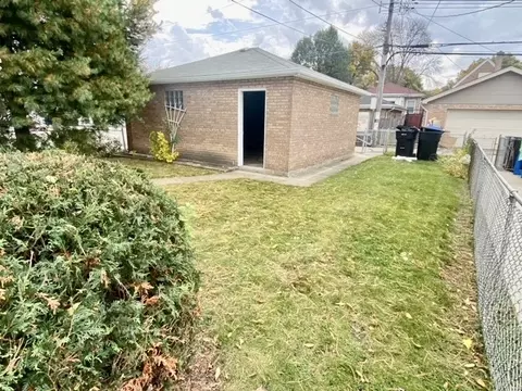 2700 N Mango Ave, Chicago, IL 60639 photo 28