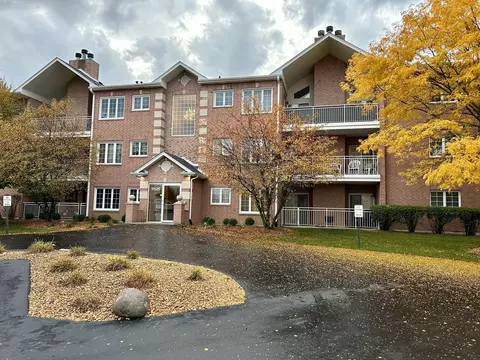 11525 Settlers Pond Way #7-2B, Orland Park, IL 60467