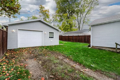 810 W Mill St, Bloomington, IL 61701 photo 19
