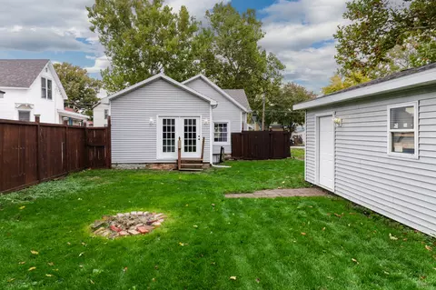 810 W Mill St, Bloomington, IL 61701 photo 23