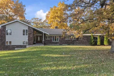 39 W556 Capulet Cir, Elgin, IL 60124