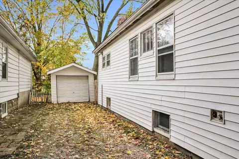 313 N Carson Ave, Champaign, IL 61821 photo 19