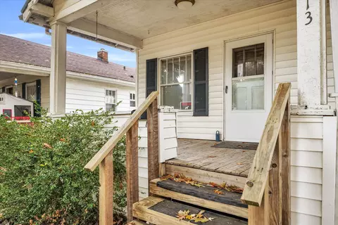 313 N Carson Ave, Champaign, IL 61821 photo 4