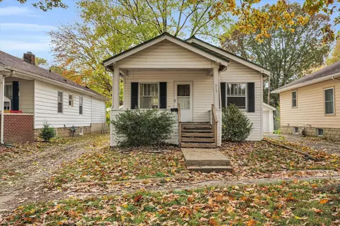 313 N Carson Ave, Champaign, IL 61821