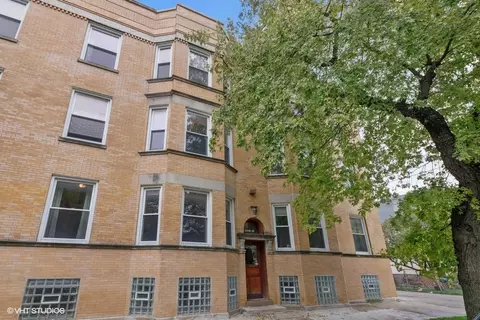 3215 W Altgeld St #1, Chicago, IL 60647