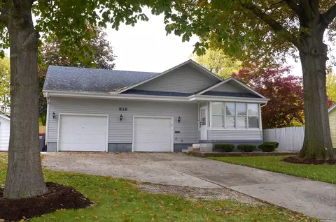 816 Catherine St, Ottawa, IL 61350