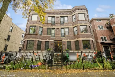 4222 N Kenmore Ave #3N, Chicago, IL 60613