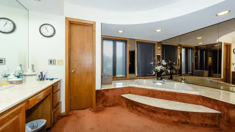 940 Gannon Dr, Hoffman Estates, IL 60169 photo 14
