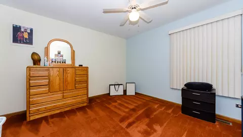 940 Gannon Dr, Hoffman Estates, IL 60169 photo 12