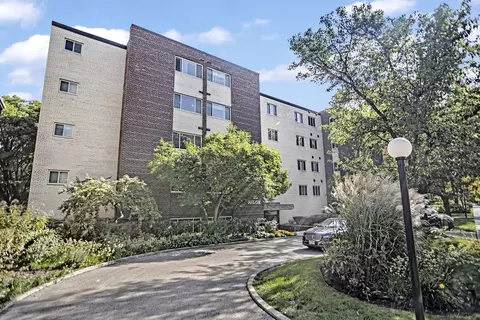 835 Ridge Ave #401, Evanston, IL 60202