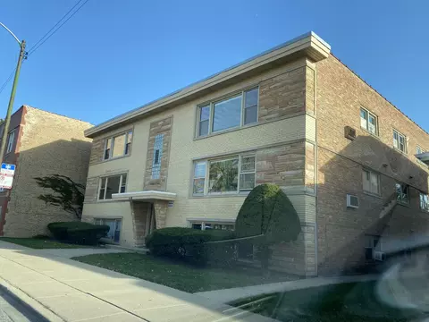 5841 W Foster Ave #2NE, Chicago, IL 60630