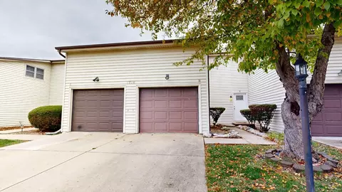 1715 King Dr #B, Normal, IL 61761