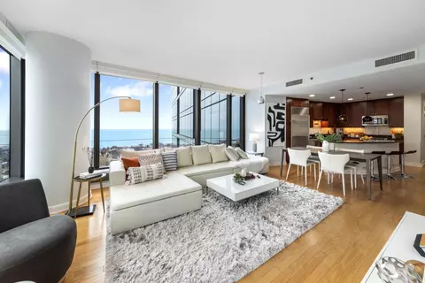 60 E Monroe St #2507, Chicago, IL 60603 photo 11