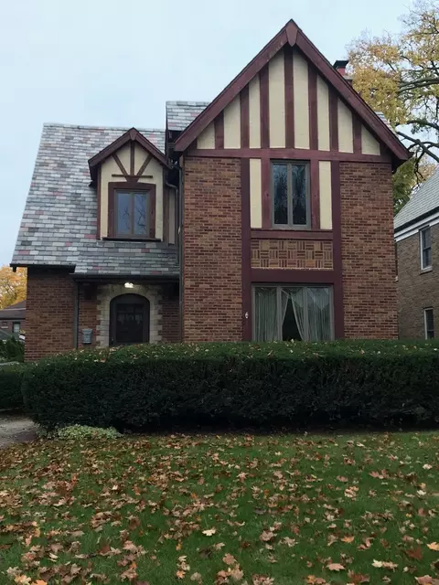 104 Wisner St, Park Ridge, IL 60068