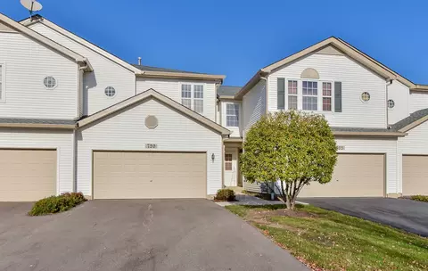 759 Panorama Ct #759, Aurora, IL 60502