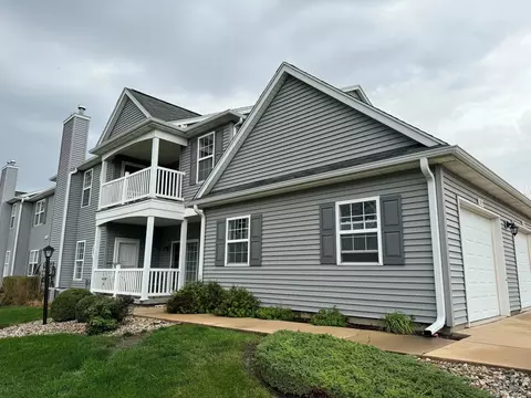 3030 E Stillwater Lndg #103, Urbana, IL 61802