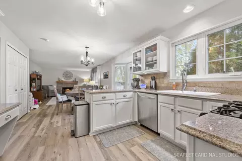 23700 Greenfield Dr, Plainfield, IL 60585 photo 8