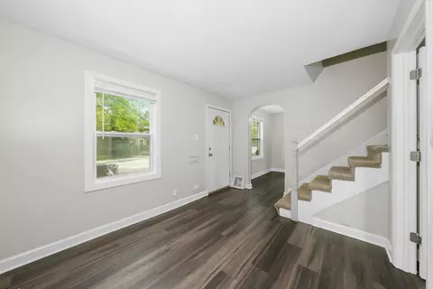 2501 E 97th St, Chicago, IL 60617 photo 5