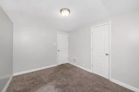 2501 E 97th St, Chicago, IL 60617 photo 23
