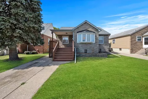 664 Greenbay Ave, Calumet City, IL 60409