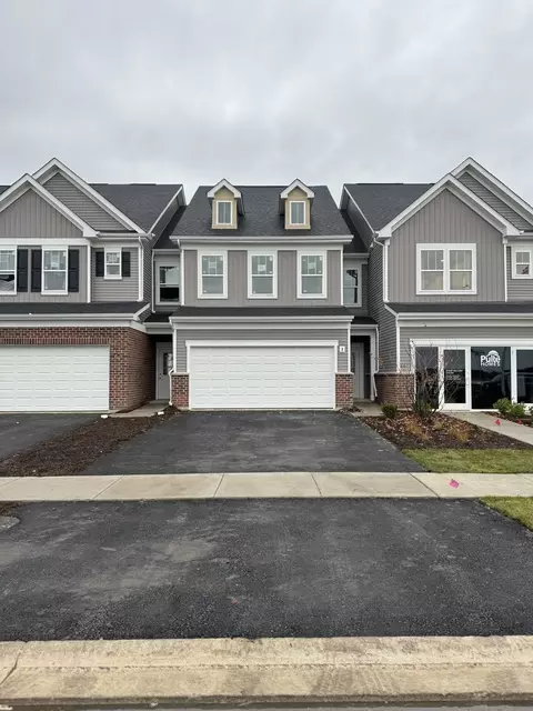 2165 Ryegrass Ln #71005, Bolingbrook, IL 60490