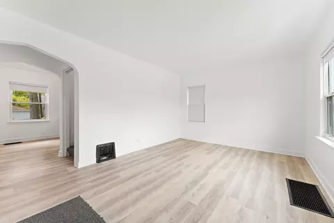 18113 School St, Lansing, IL 60438 photo 14