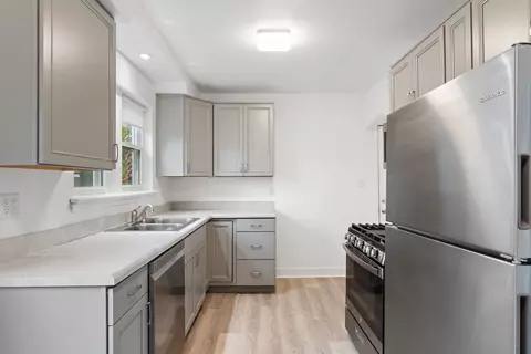 18113 School St, Lansing, IL 60438 photo 10