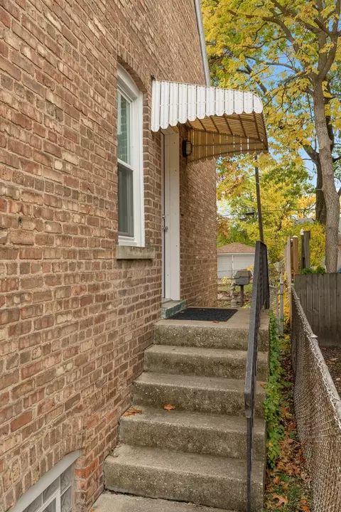18113 School St, Lansing, IL 60438 photo 6
