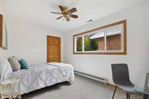 420 Park Ave, Wheeling, IL 60090 photo 14