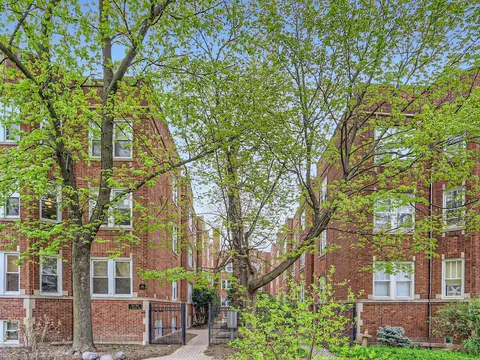 3851 N Kedvale Ave #1C, Chicago, IL 60641