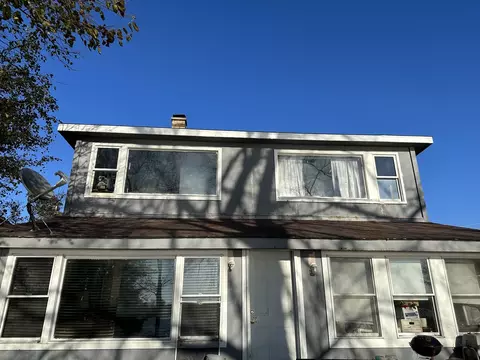33826 N Lake Shore Dr, Grayslake, IL 60030