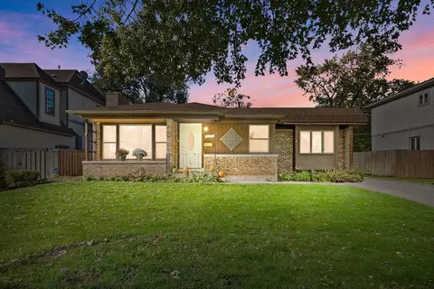 804 Phillippa St, Hinsdale, IL 60521