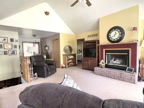 2582 E 450th Rd, Oglesby, IL 61348 photo 16